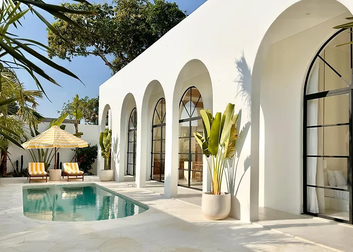 The Young - Dolce, Bingin Villa